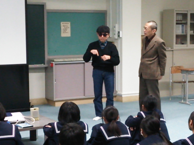 平成25年12月10日 大栄中学校1年生の人権学習に参加しました。の画像その3