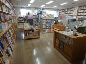 館内
