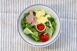 ちぎりサラダの画像