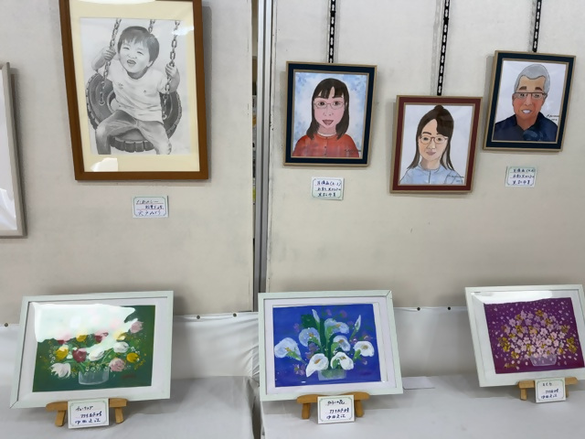 「絵画教室虹色クラブ」作品展の画像2