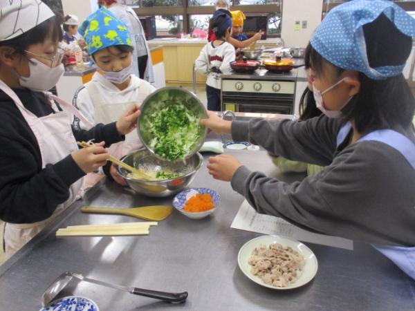 おやつ作りにチャレンジ2